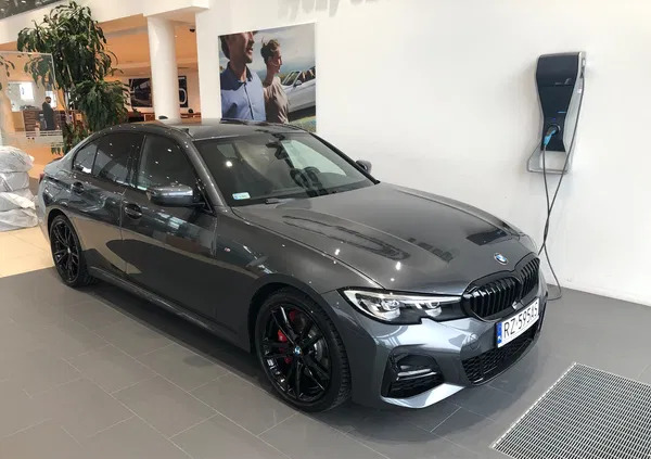 bmw seria 3 rzeszów BMW Seria 3 cena 174000 przebieg: 6100, rok produkcji 2021 z Rzeszów